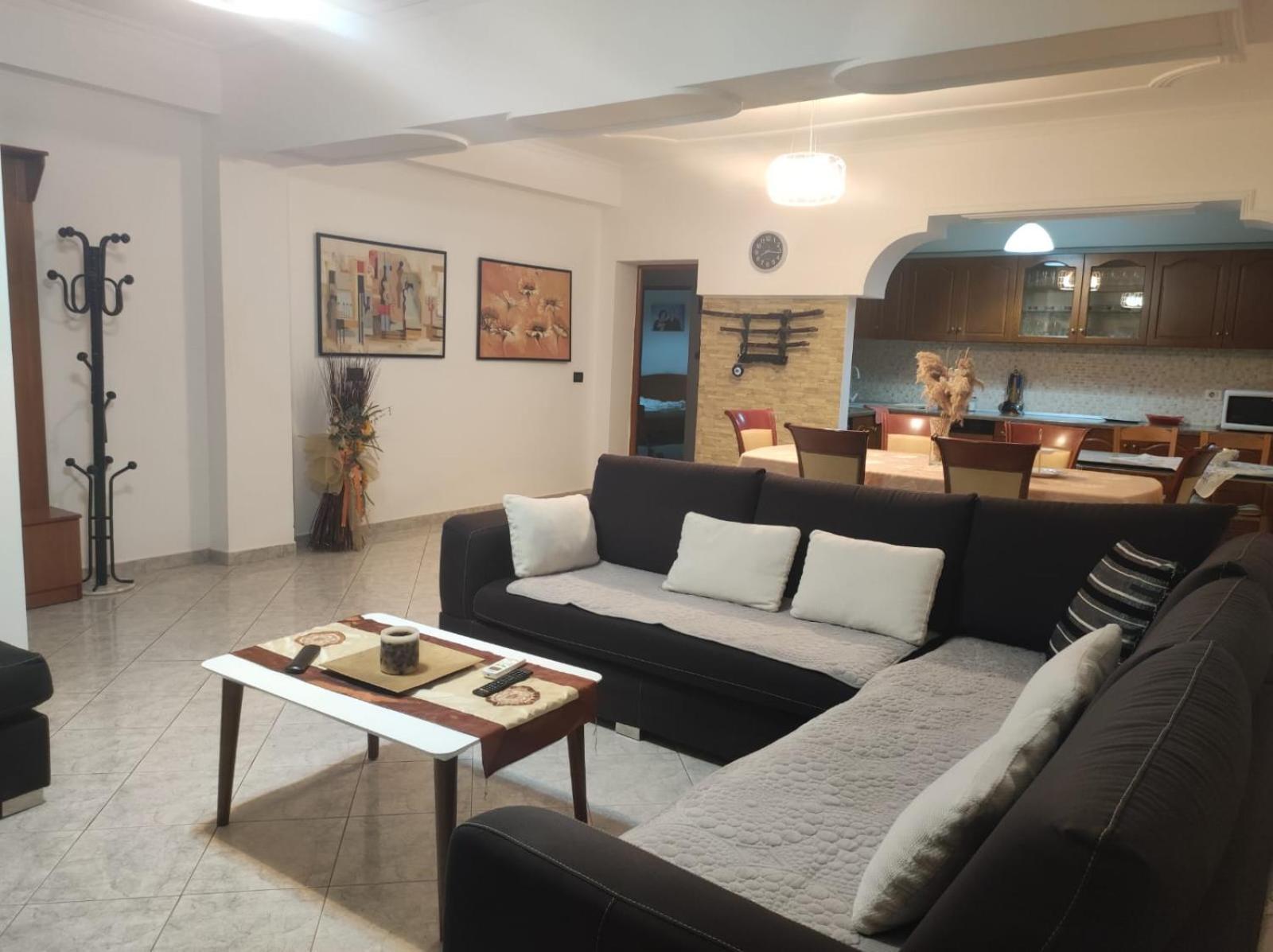Noel Apartment Vlore Exterior photo